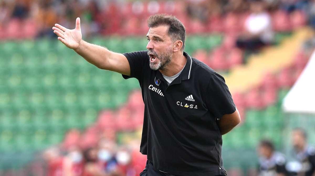 Il Cagliari vuole fare il colpo in panchina 
