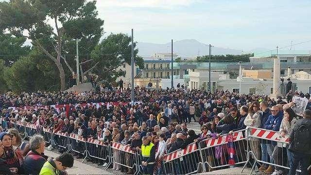 Addio a Gigi Riva, sono attese circa 50 mila persone