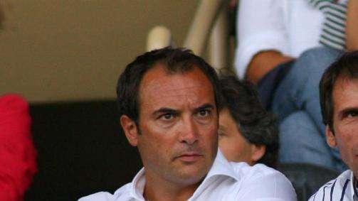Zola: "Io, emigrato, mai pentito di aver scelto l'Inghilterra. Il calcio italiano si fidi di Prandelli"