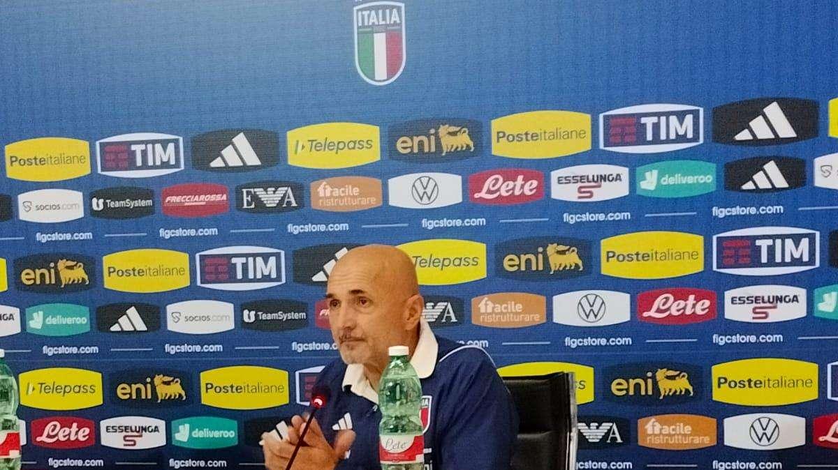Coverciano, Spalletti: "La felicità è sapere degli emigrati all'estero che guardano la nazionale in tv"