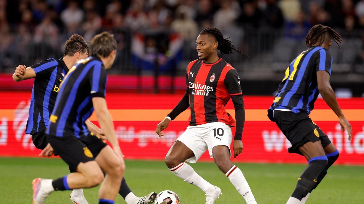 Leao dà l'addio al Milan: "Momento difficile, ho pianto tanto"