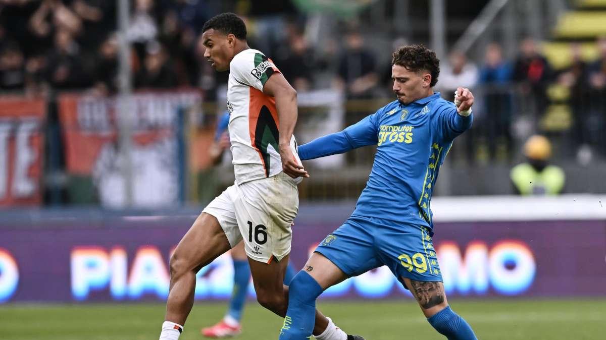 Sky - Il Cagliari cerca l'intesa con il Genoa per Marcandalli: si discute sulla formula