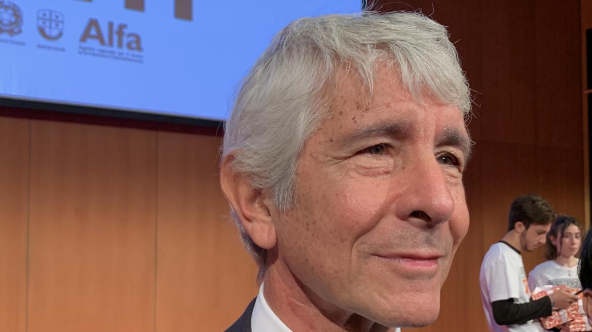 Abodi: "Domani incontro con Malagò, stiamo lavorando sugli stadi"