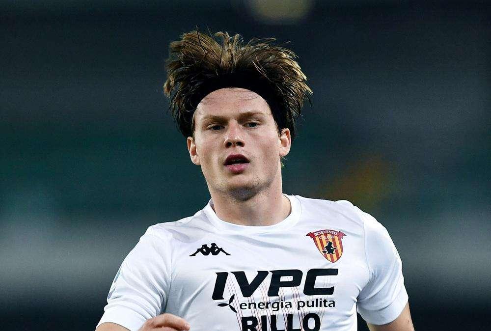 Foulon nei piani del Cagliari ma si cerca una sistemazione per Faragò