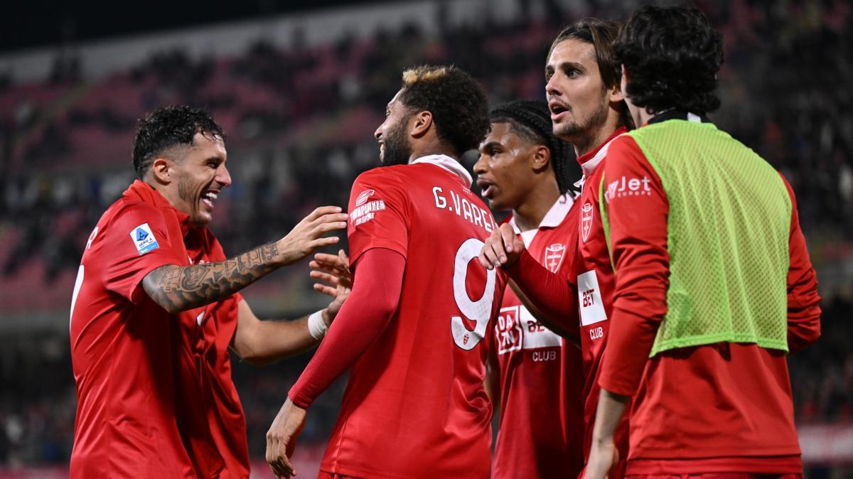 Serie A, tutte le neopromosse vincono dopo 489 giornate. Nel 2013 il Cagliari fu sconfitto dal Verona, stavolta dal Monza