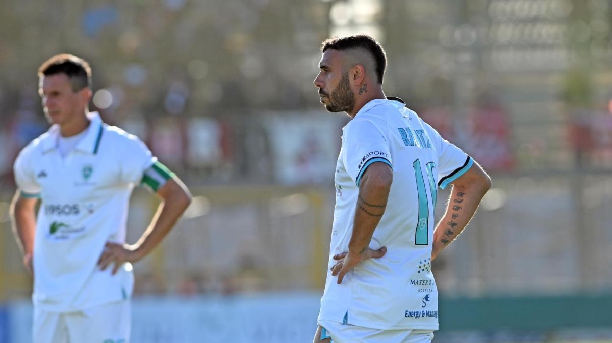 Ischia-Olbia 2-1, galluresi retrocessi: resta anche l'incertezza sul futuro societario