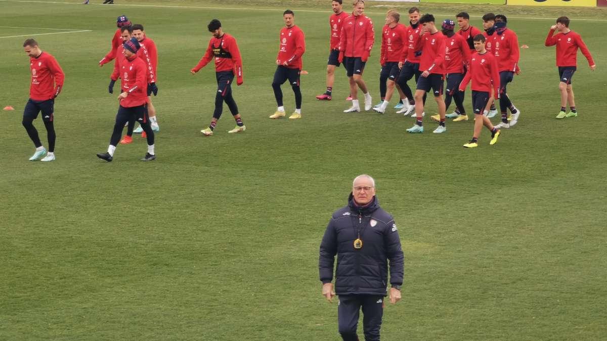 TGR - Di Monte: "Il Cagliari vuole l'abbraccio dei tifosi per caricarsi per la sfida di Empoli"