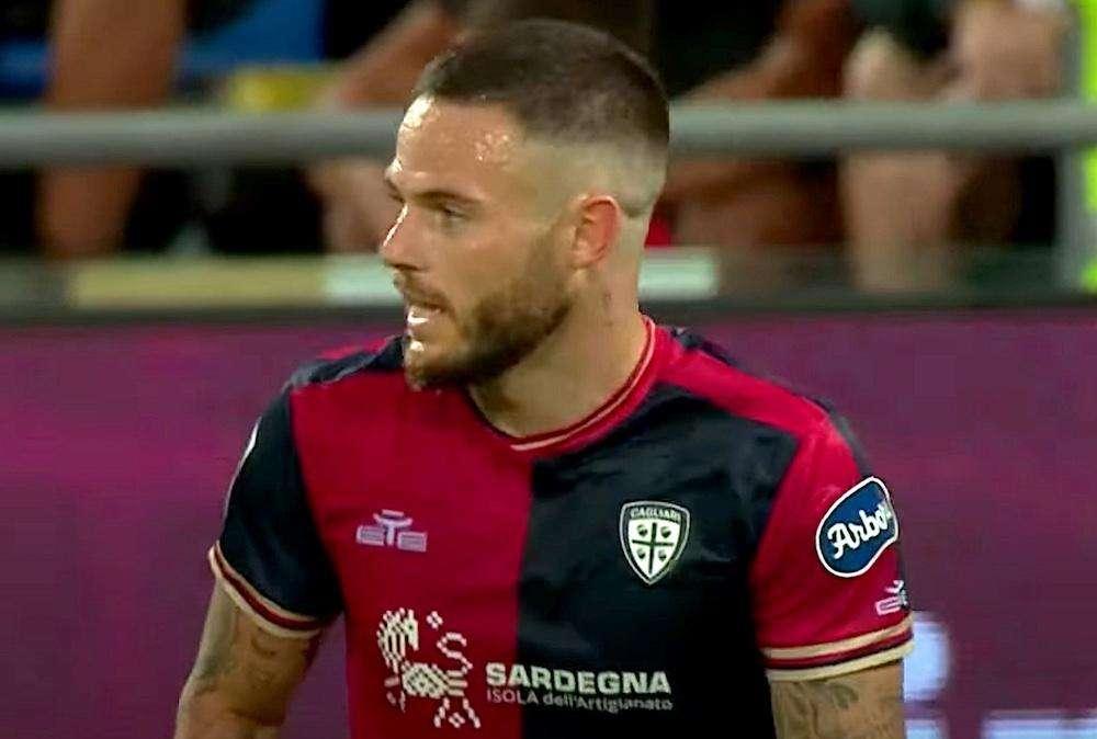 L'Unione Sarda - Retroscena Nandez: non avrebbe gradito lo spostamento al centro