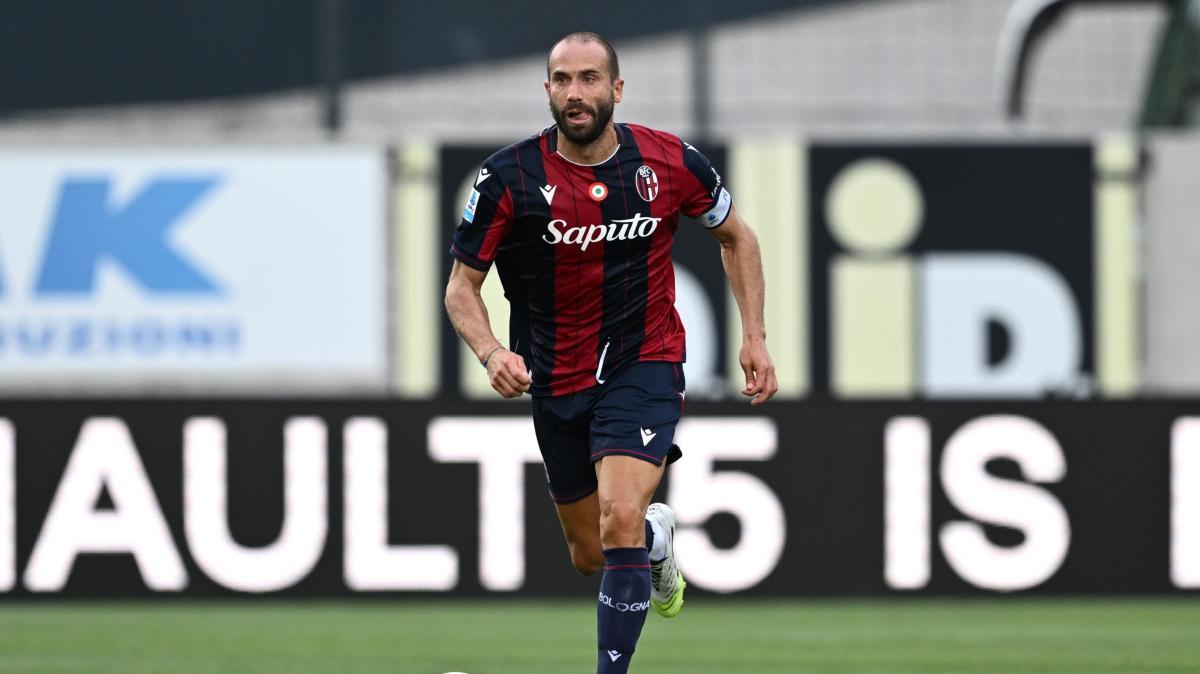 Bologna, De Silvestri: "Oggi si poteva vincere, volevamo farlo per i nostri tifosi"