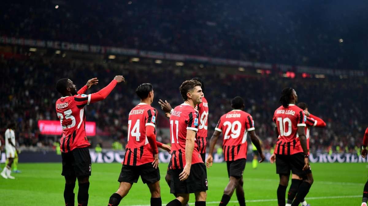QUI MILAN - Rossoneri in partenza per Cagliari: la squadra è a Malpensa