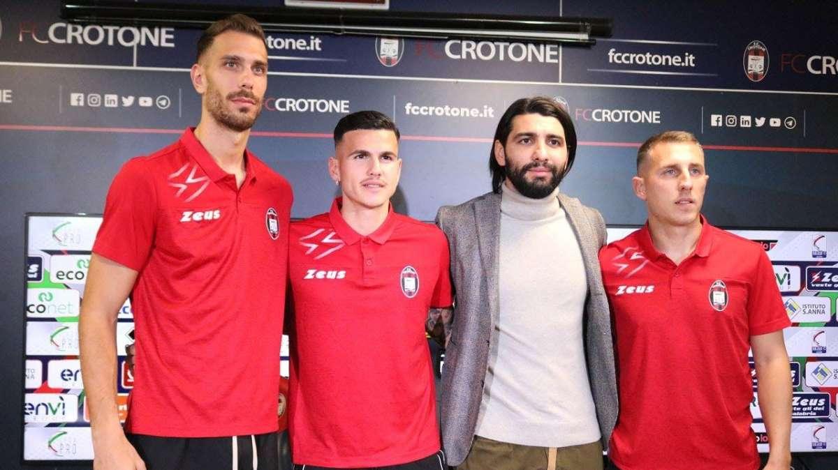 Crotone, Vrenna: "Abbiamo preso il meglio che c'è. Cernigoi? Volevamo fare una sorpresa"