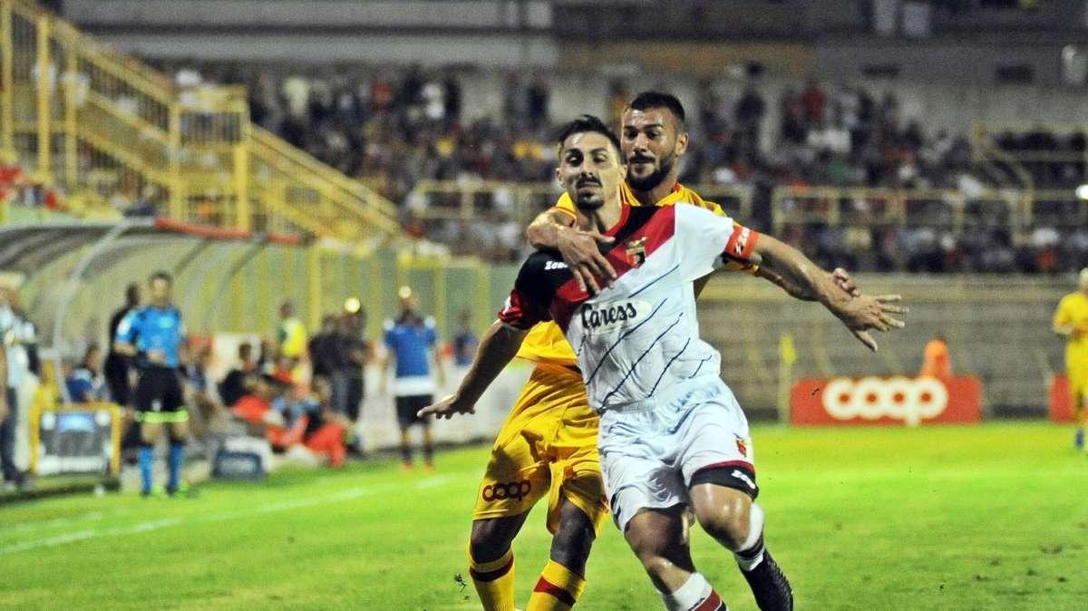 Rainone: "Crotone tra le favorite per la B, quest'anno non c'è il Catanzaro di turno"