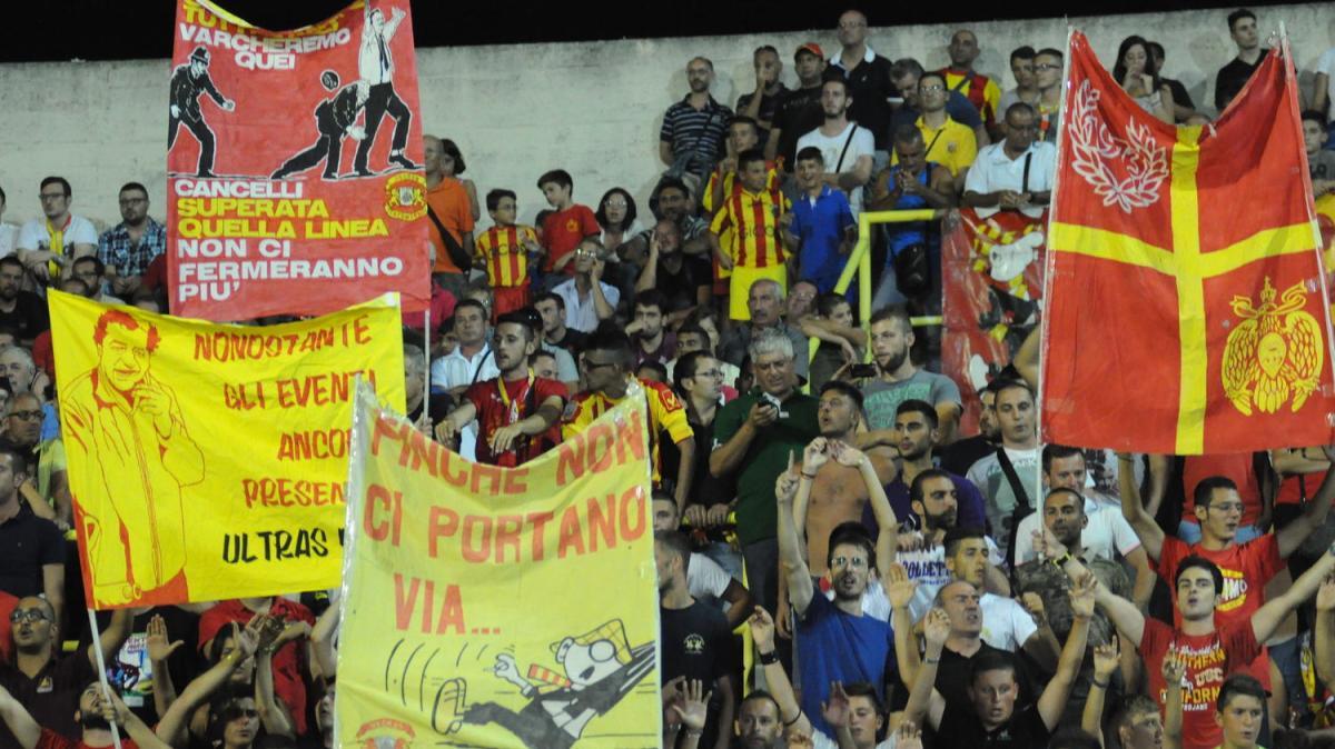 Sudtirol - Catanzaro 2-0, giallorossi beffati nel finale