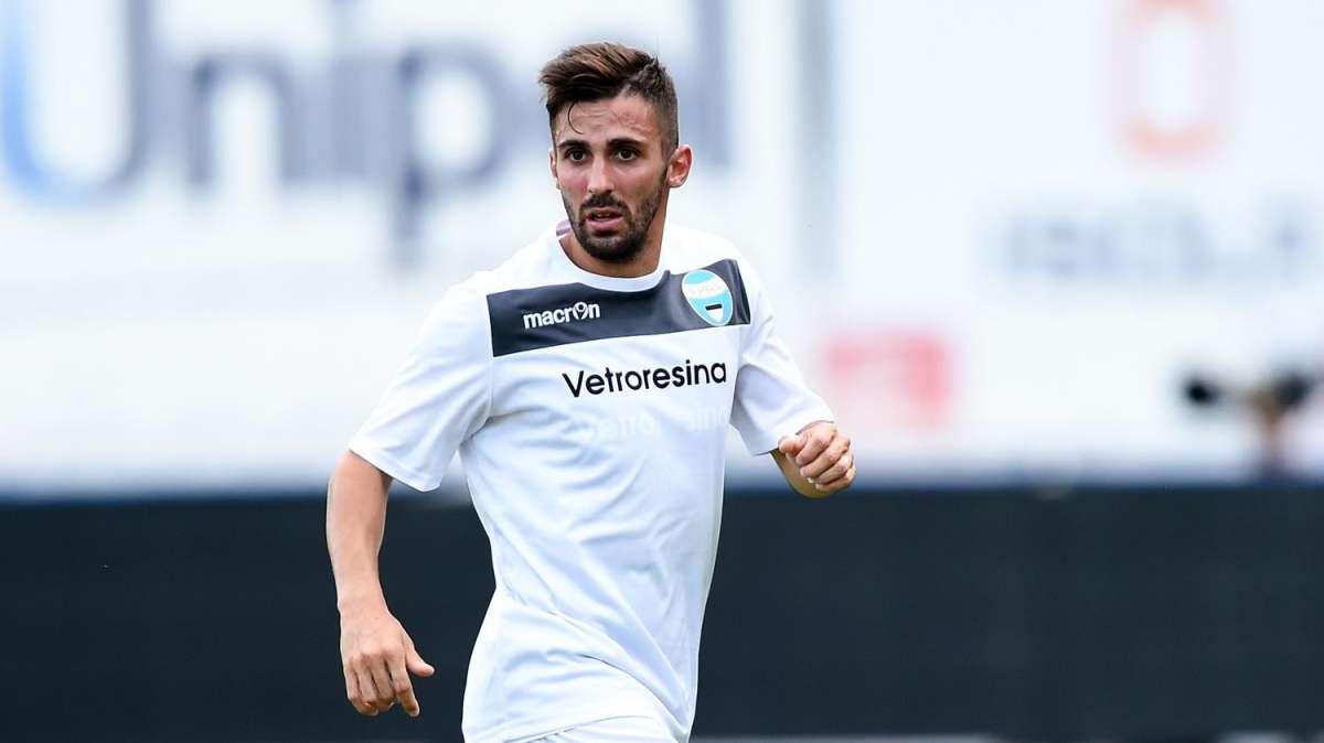 Le formazioni ufficiali di Venezia-Catanzaro: Pittarello con Iemmello, D'Alessandro a sinistra