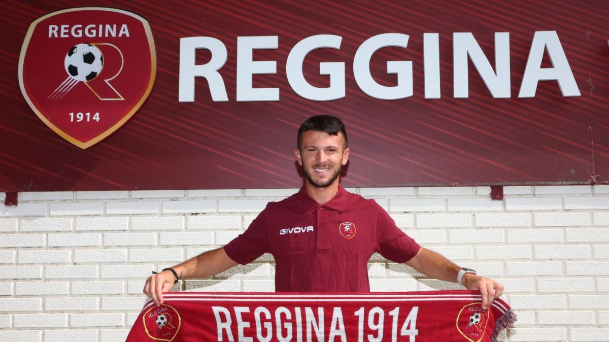 Reggina, in amaranto anche Rotulo