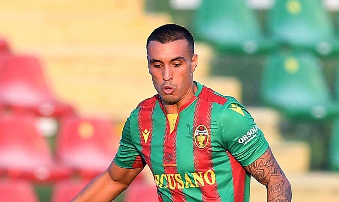 Crotone, D'Ausilio il preferito ma c'è concorrenza: nome nuovo dal Catania