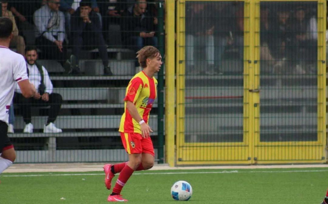 Trebisacce, Julian Leonori a TCC: «Qui ho trovato la fascia e l'amore, sogno di vincere con questa maglia»