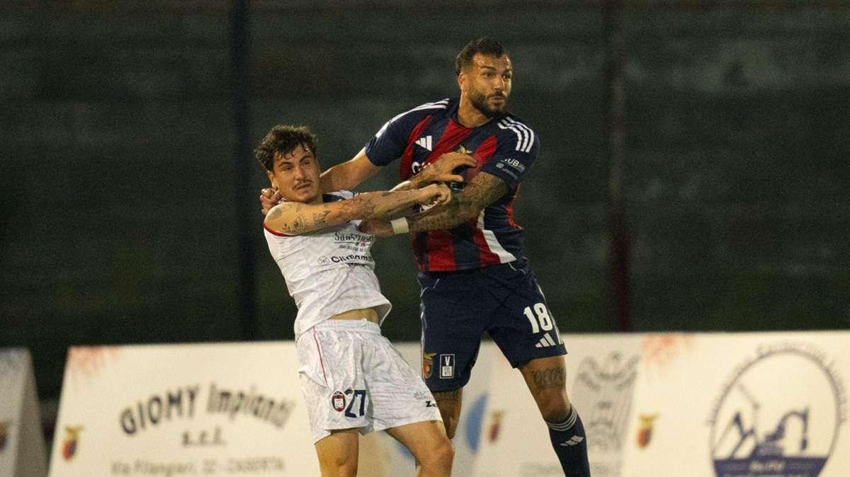 Crotone eliminato dai play off: al Pinto finisce 1-1 con la Casertana
