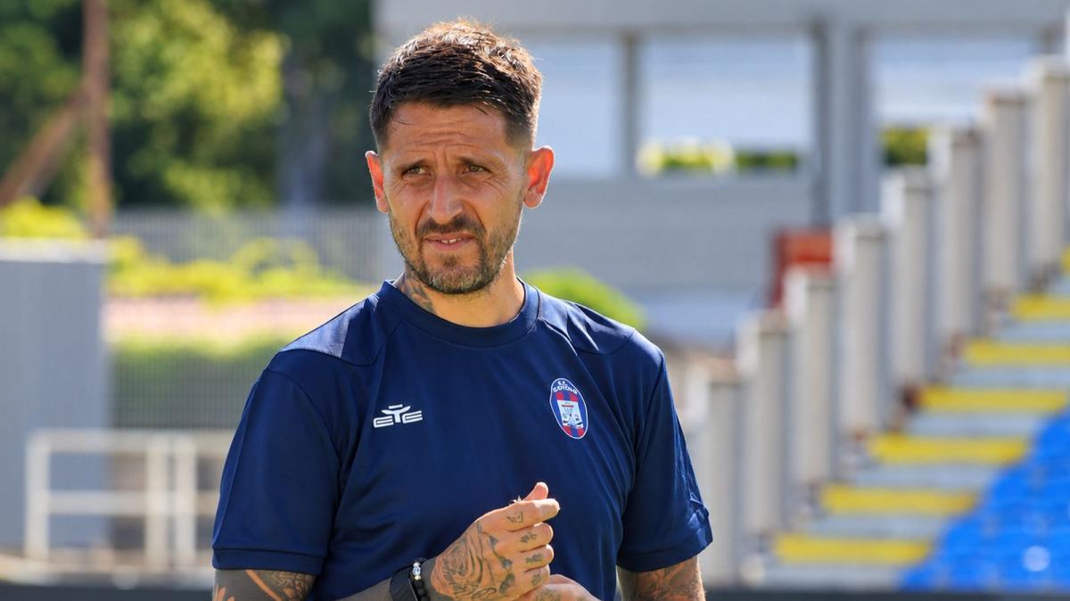 Greco dopo il pari: «Il Crotone sta crescendo, ora serve equilibrio»