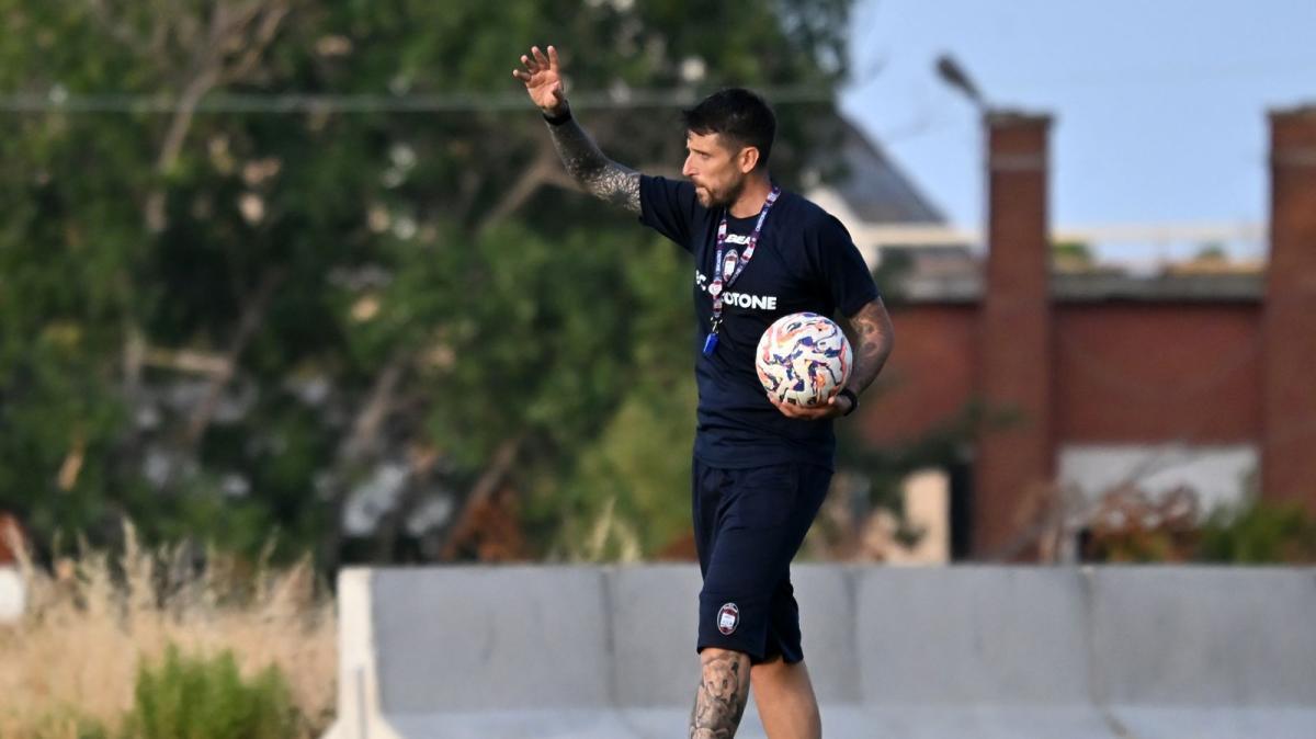 Crotone, mister Greco:  "Vogliamo dimostrare il nostro valore con il lavoro"