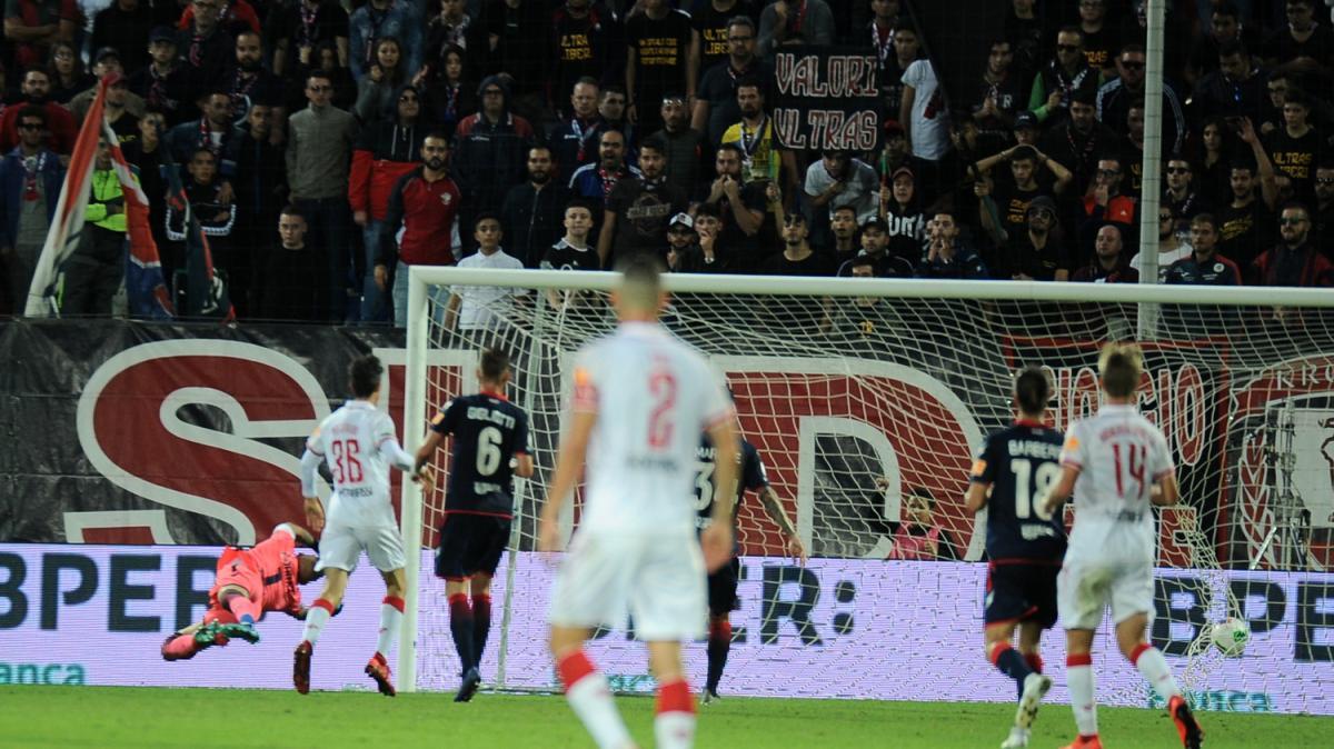 Reggina, sfumato Silvestri: si pensa a Di Chiara?