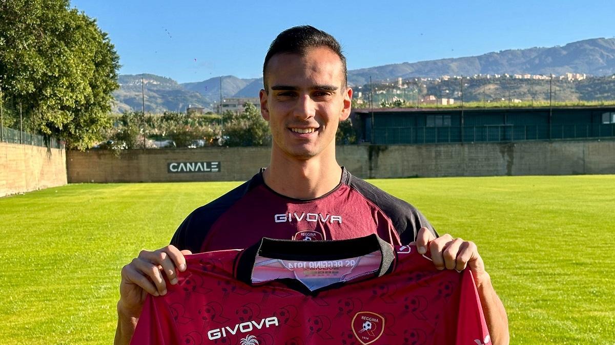 Reggina, Verduci non è più un giocatore amaranto.