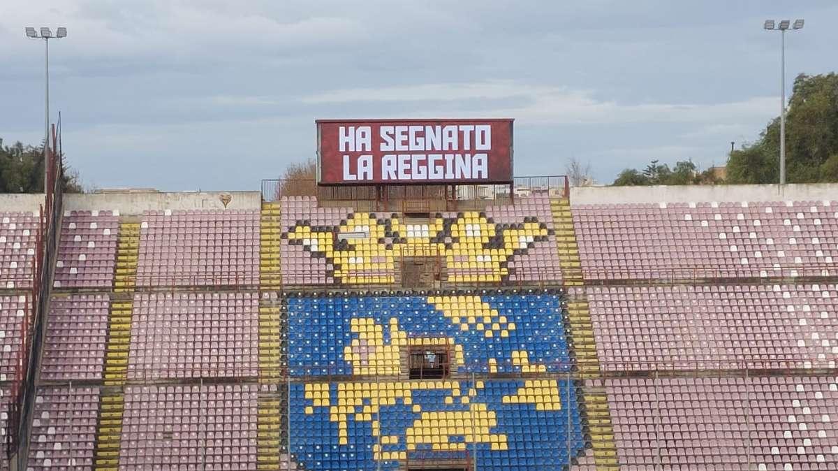 Reggina inarrestabile, tris senza storia contro la Vibonese: ottava vittoria consecutiva