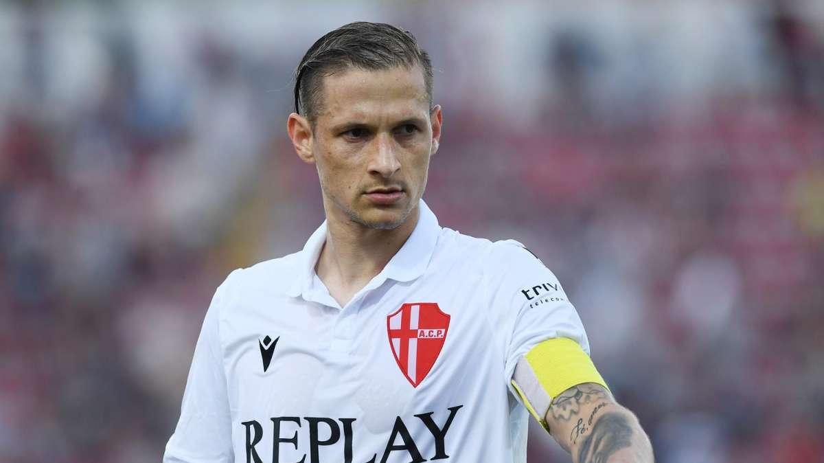Catanzaro, torna di moda il nome di Ronaldo. Su di lui anche il Crotone