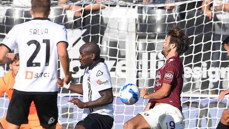 Reggina, contro il Pisa possibile novità in attacco: David Strelec