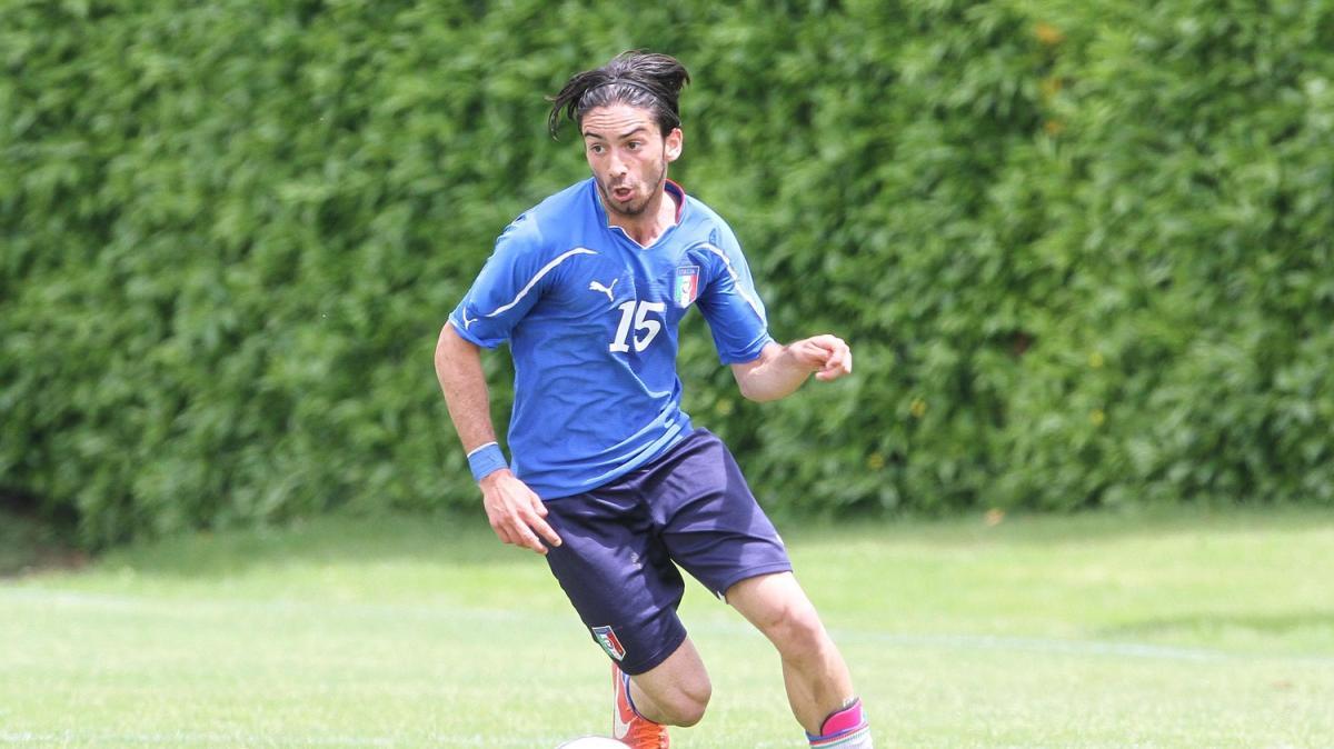 Reggina, primi nomi per il mercato: sondaggio per il terzino Giuseppe Nicolao