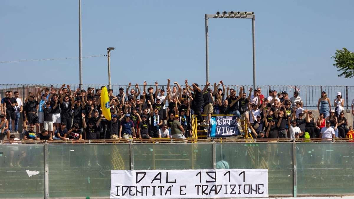 Siderno, la voce degli ultras: " Non eravamo in letargo, ora attendiamo  le ambizioni del progetto".