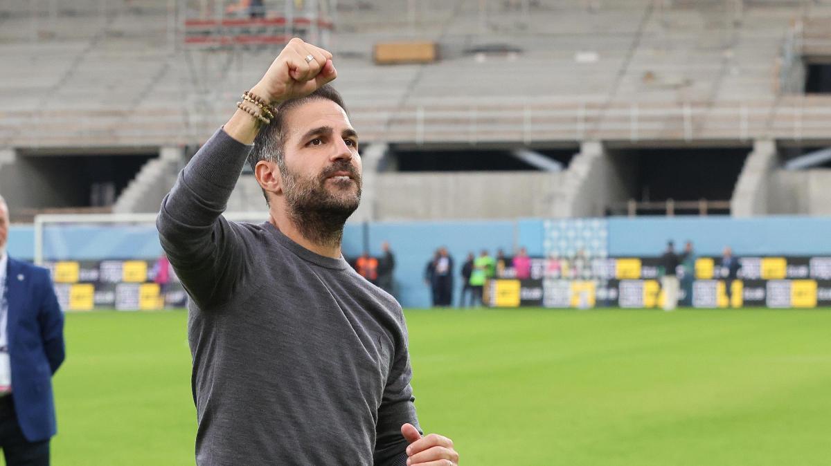 Como, Fabregas: "Notte storica per città e società, godiamocela. Ecco chi giocherà in attacco"