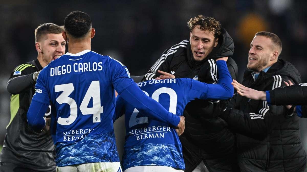 Fabregas non sfata il tabù Italiano, ma trova Baturina e un Como che non muore mai
