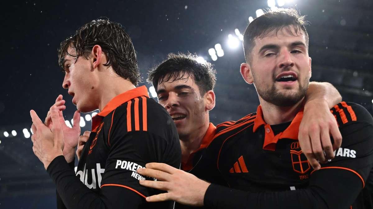 Il Como scrive la storia all'Olimpico: 0-3 alla Lazio nel segno di Baturina e Nico Paz