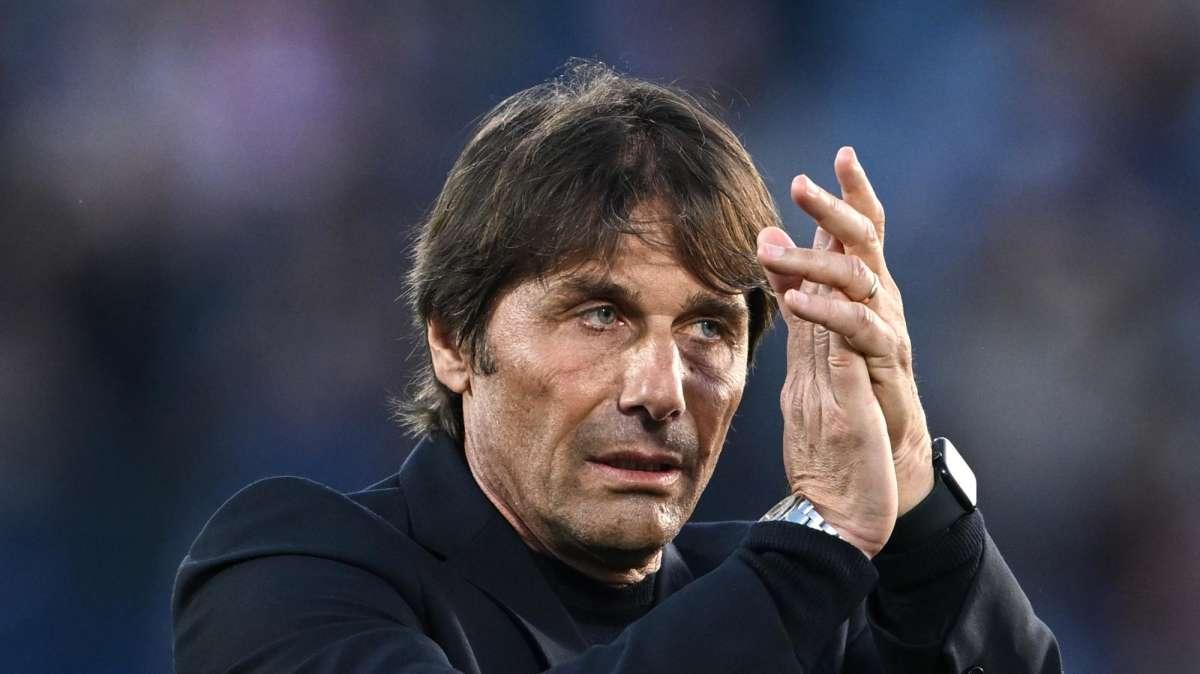 Napoli, Conte: "Altro passo importante verso la Champions. Auguro il meglio a Fabregas"