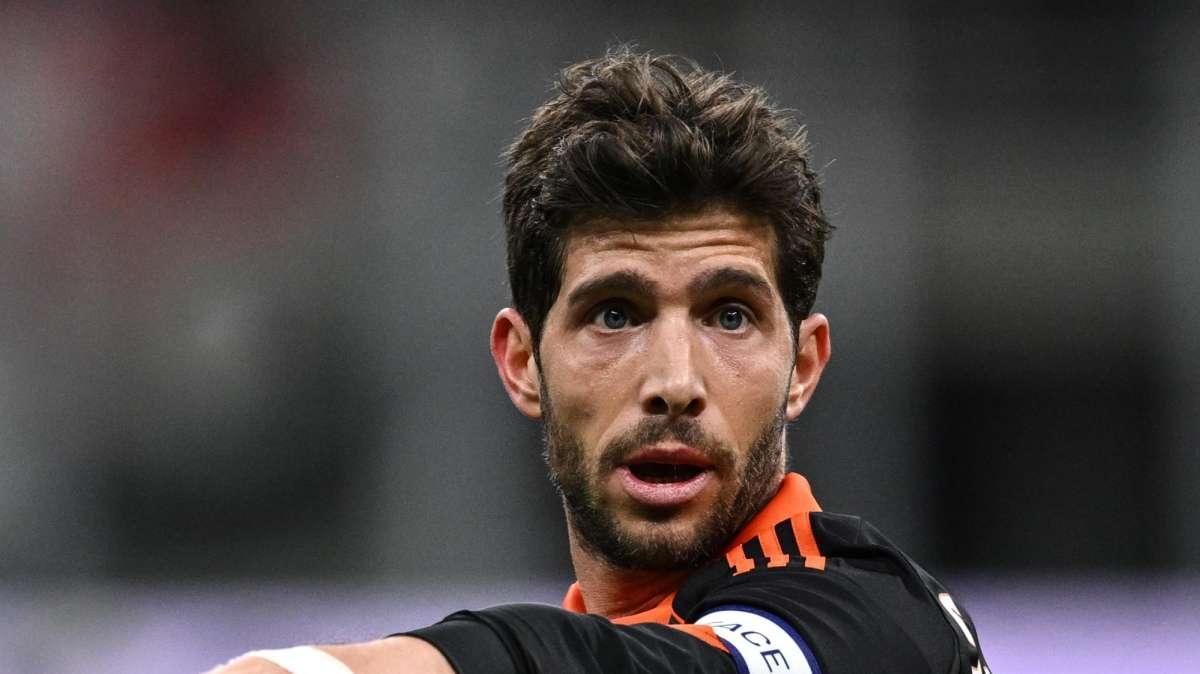 Sergi Roberto verso l’addio al Como: il rinnovo si allontana