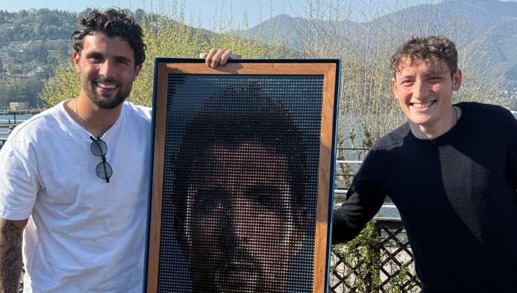 Lorenzo Cantaluppi, l'artista comasco: "Ho regalato il mio quadro a Cutrone, ora sogno di incontrare Nico Paz"