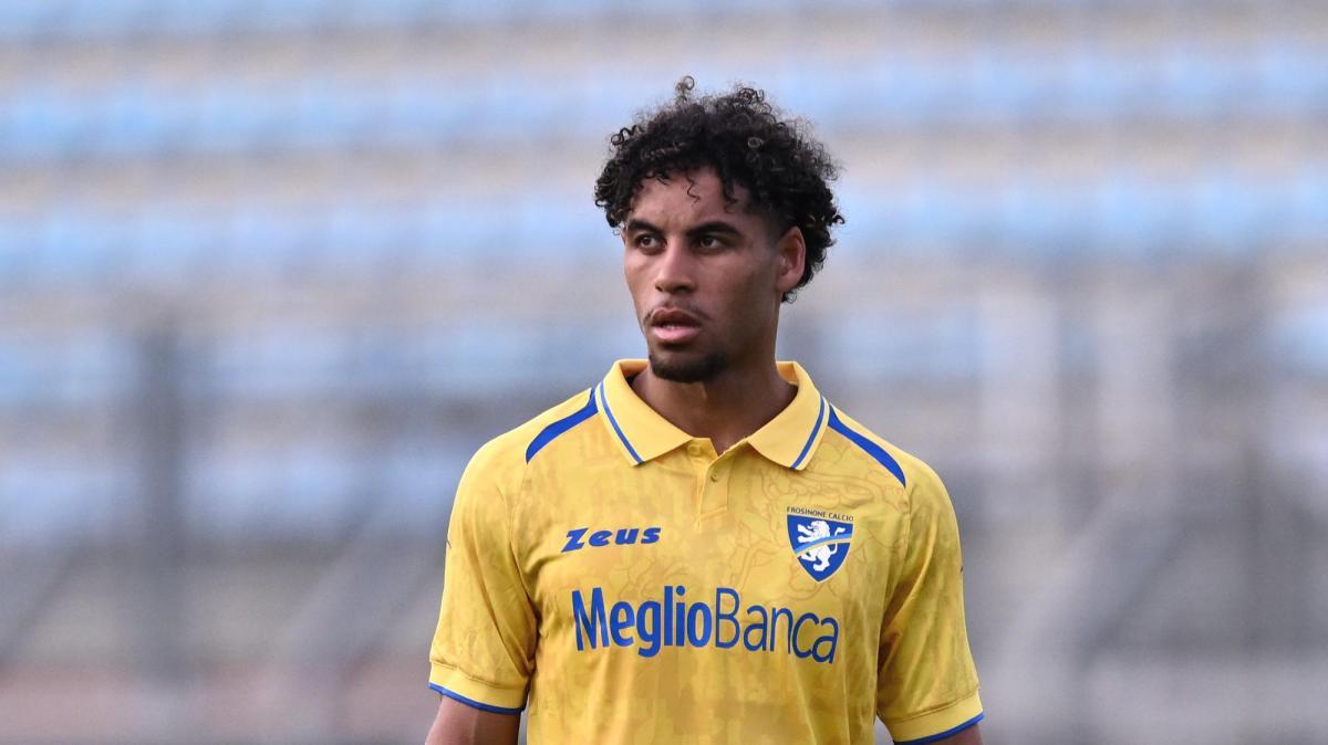 Frosinone, Oyono: "In casa sarà difficile per tutti, anche per chi gioca la Champions"