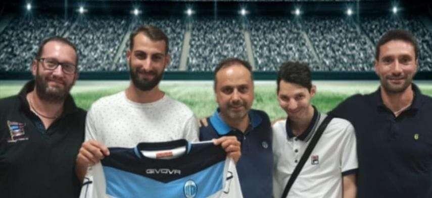 Fabio Gallo con lo staff. 