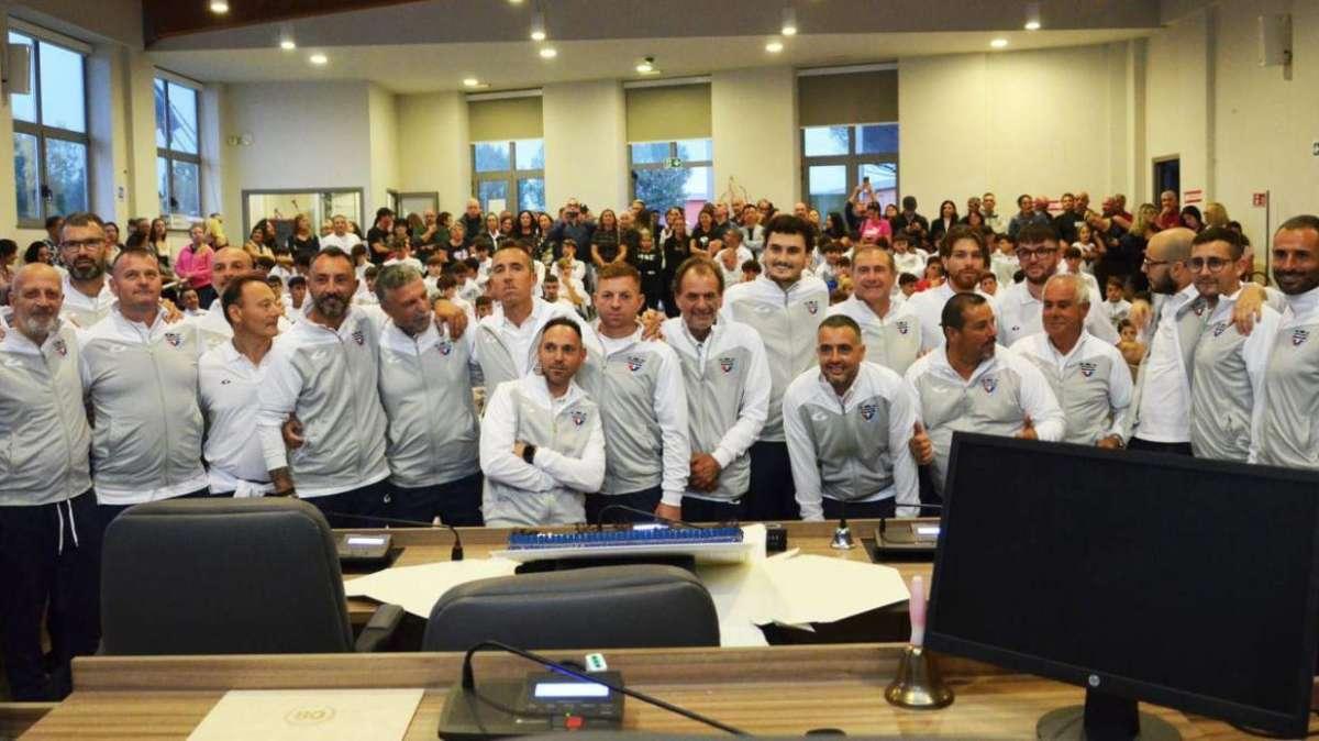 L' Ardea College al completo  