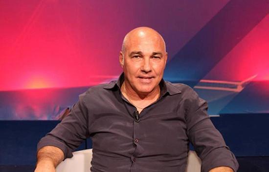 VJS VELLETRI  La stagione parte dalla riconferma di Paolo D' Este con sette rinnovi.
