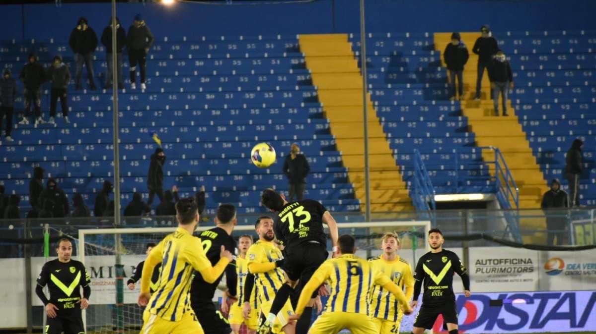 Brindisi e Cerignola non vanno oltre il pari: al Fanuzzi è 1-1, Bagatti risponde a Leonetti