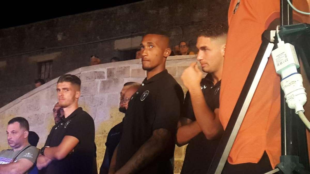 Bisceglie, squadra presentata. Ultimo colpo: ufficializzato Rafetraniaina