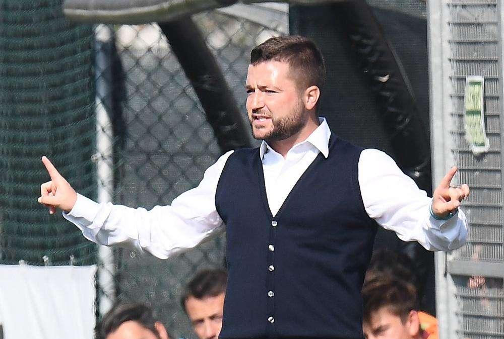 Lecce, arriva l’ufficialità attesa da qualche giorno: la primavera riparte con un nuovo mister 