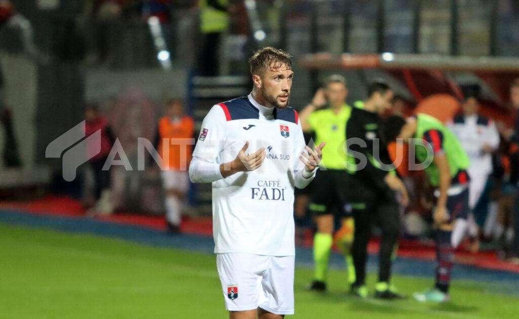 UFFICIALE - Taranto, Papazov saluta e vola nel campionato maltese