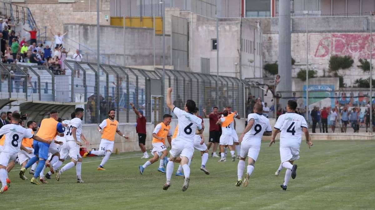 Capolavoro Martina, Akragas annichilito: 4-0 al Tursi, è serie D!