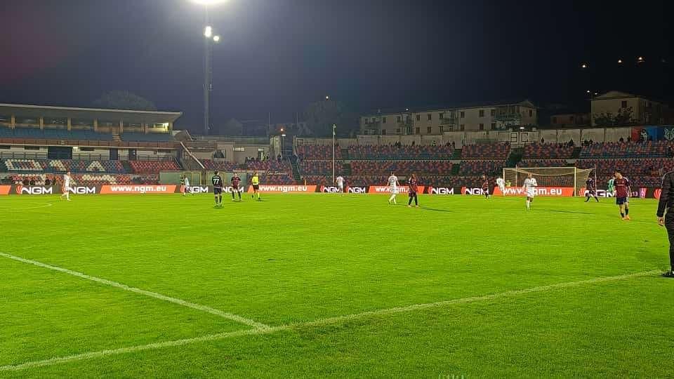 Cosenza-Casarano 4-1: poker dei cosentini, quarto k.o. consecutivo per i salentini 