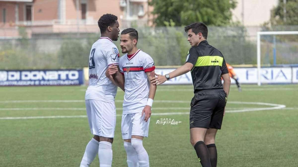 Picerno-Gravina 4-1, ai lucani non basta la vittoria 