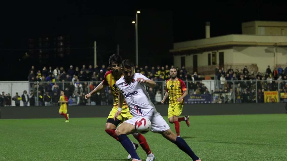 Taranto-Massafra 1-0: decide un gran gol di Monetti 
