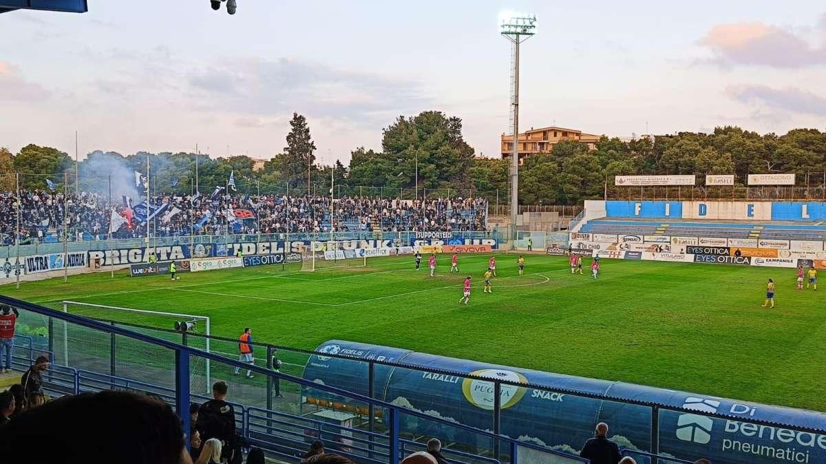 La Fidelis Andria vince ancora e sogna, Ischia battuto 2-1 al "Degli Ulivi"